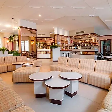 Amalfi Hotel