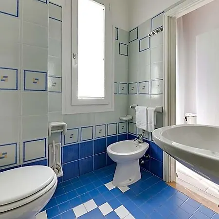 Amalfi Apartahotel 3*